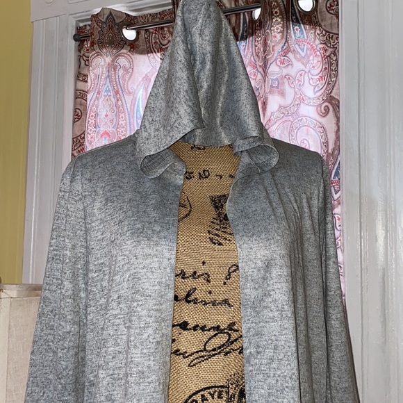 Socialite Gray Long Sleeve Hooded Open Front Duster Length Cardigan Sweater Top. - Picture 3 of 11